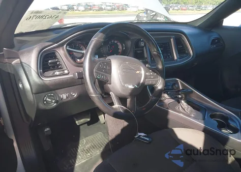 2019 Dodge Challenger Gt z USA, uszkodzony, nr VIN 2C3CDZJG4KH715805